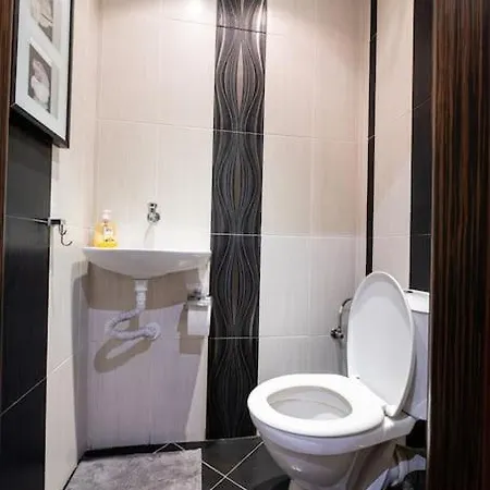 Apartment при галя / прекрасен в тих квартал