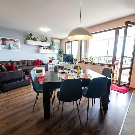 при галя / прекрасен в тих квартал Apartamento